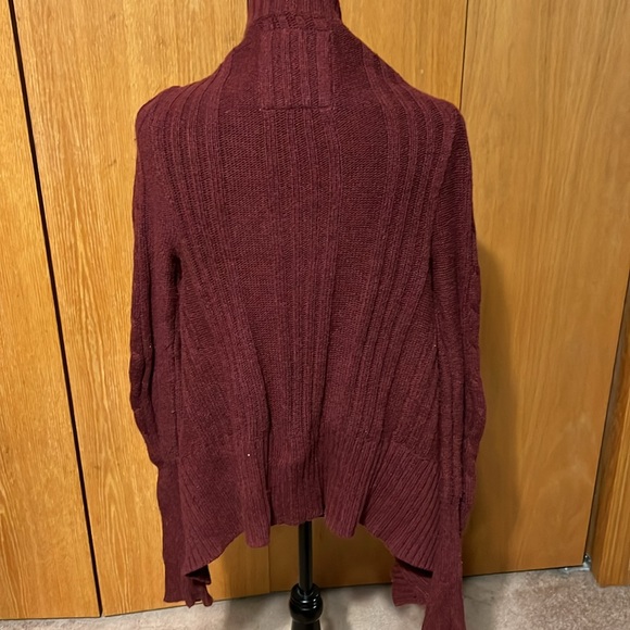 Vintage Hollister cable knit sweater, burgundy, great condition size medium - Picture 2 of 7